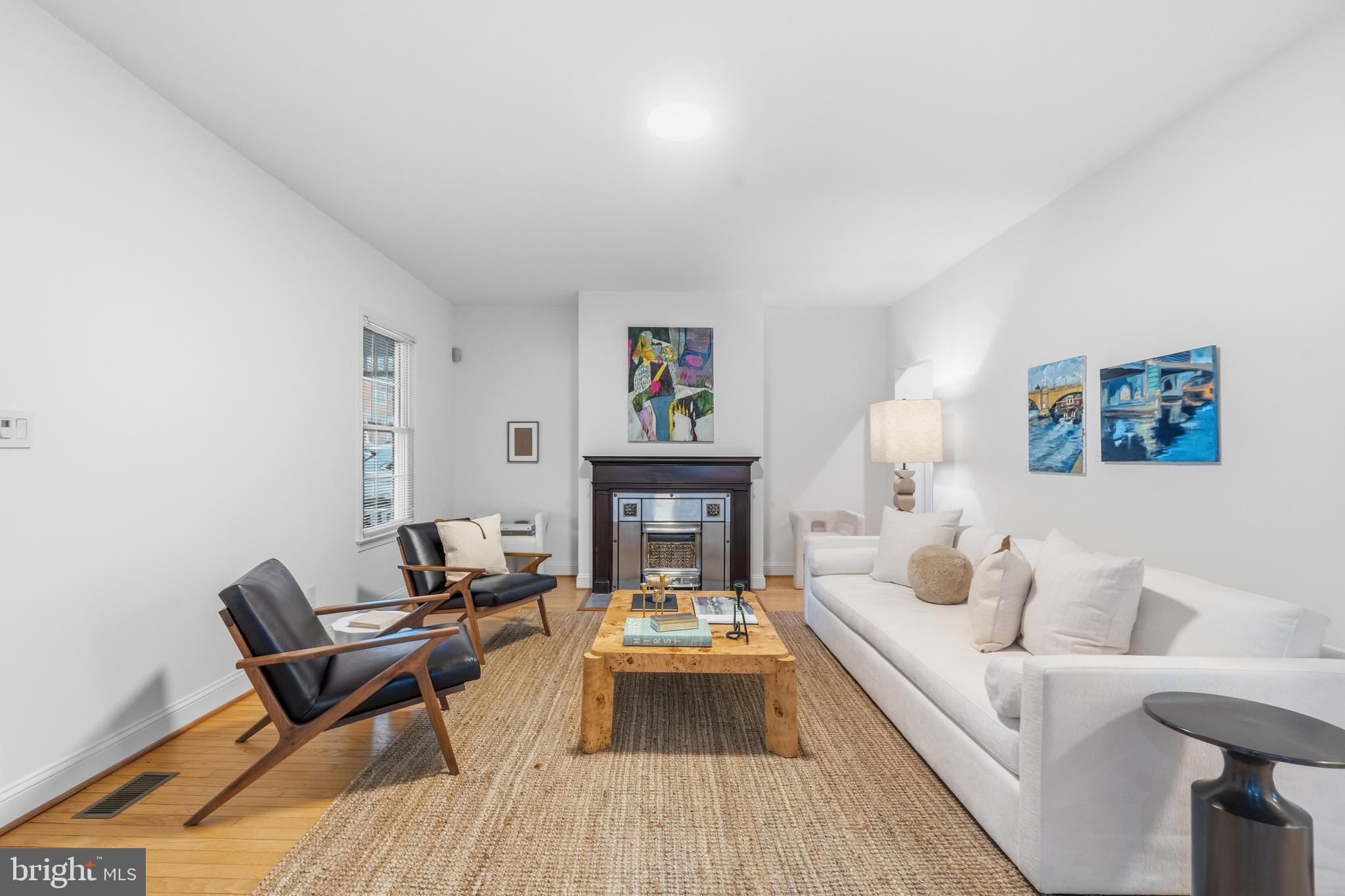 320 LAVERNE AVENUE