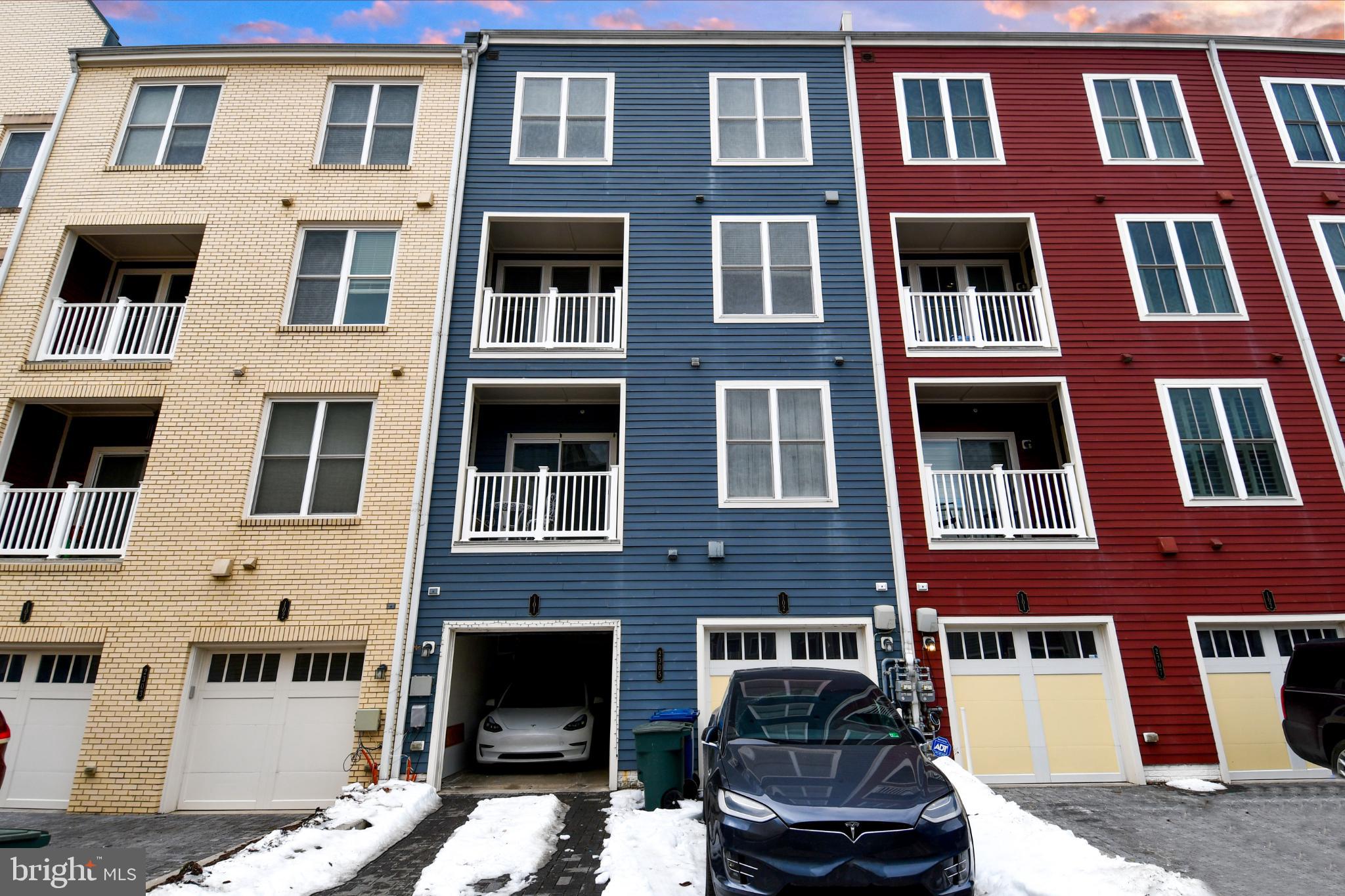 2305 MAIN LINE BOULEVARD 102