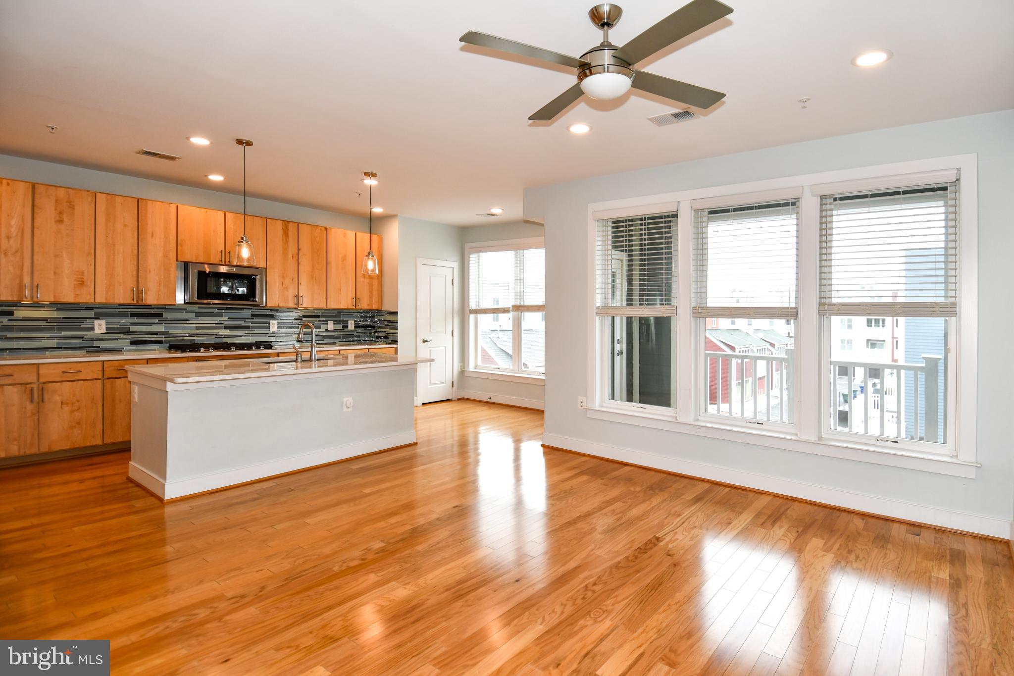 2305 MAIN LINE BOULEVARD 102