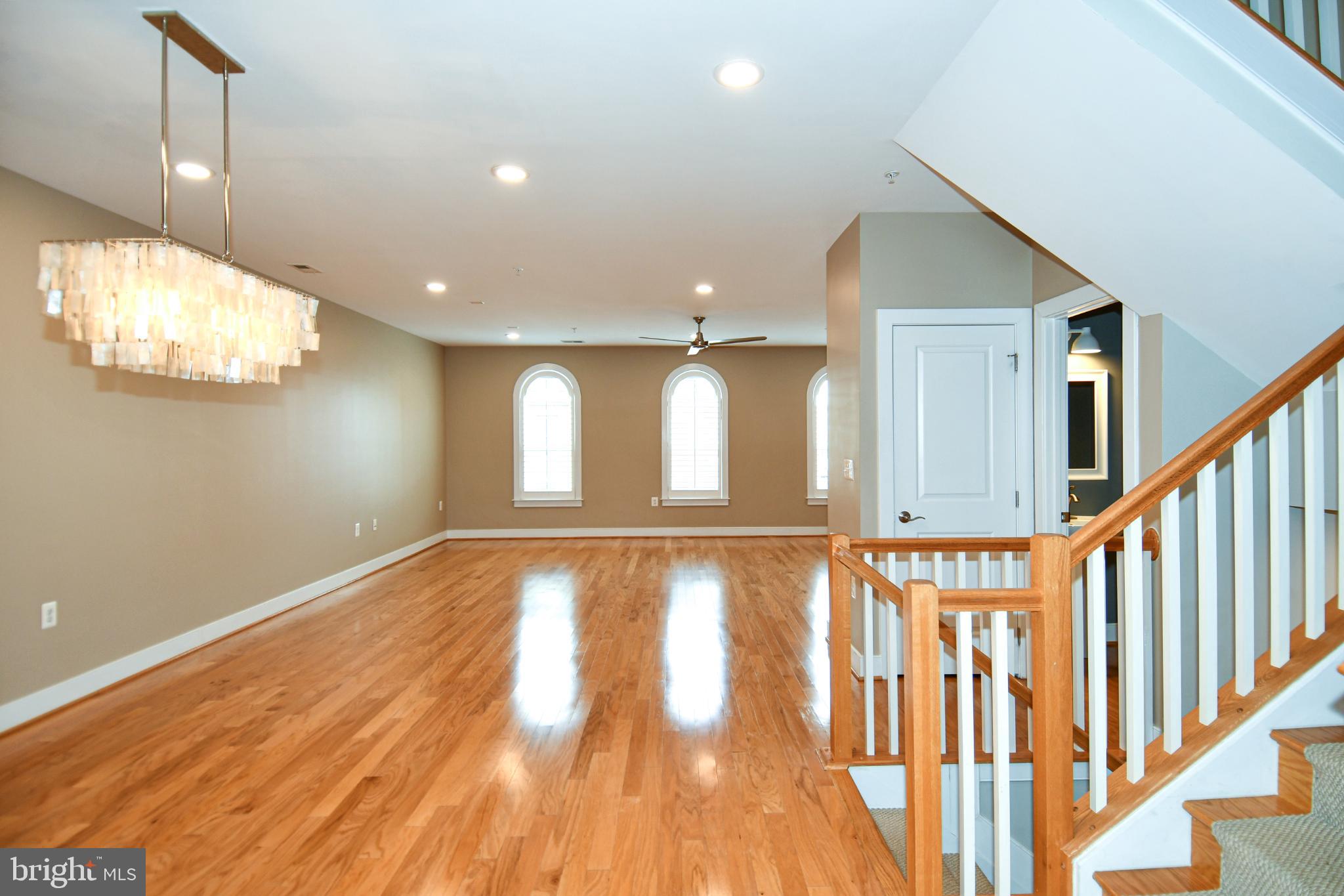 2305 MAIN LINE BOULEVARD 102