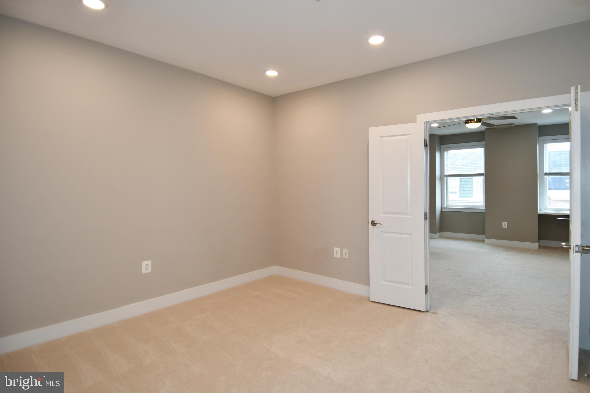 2305 MAIN LINE BOULEVARD 102