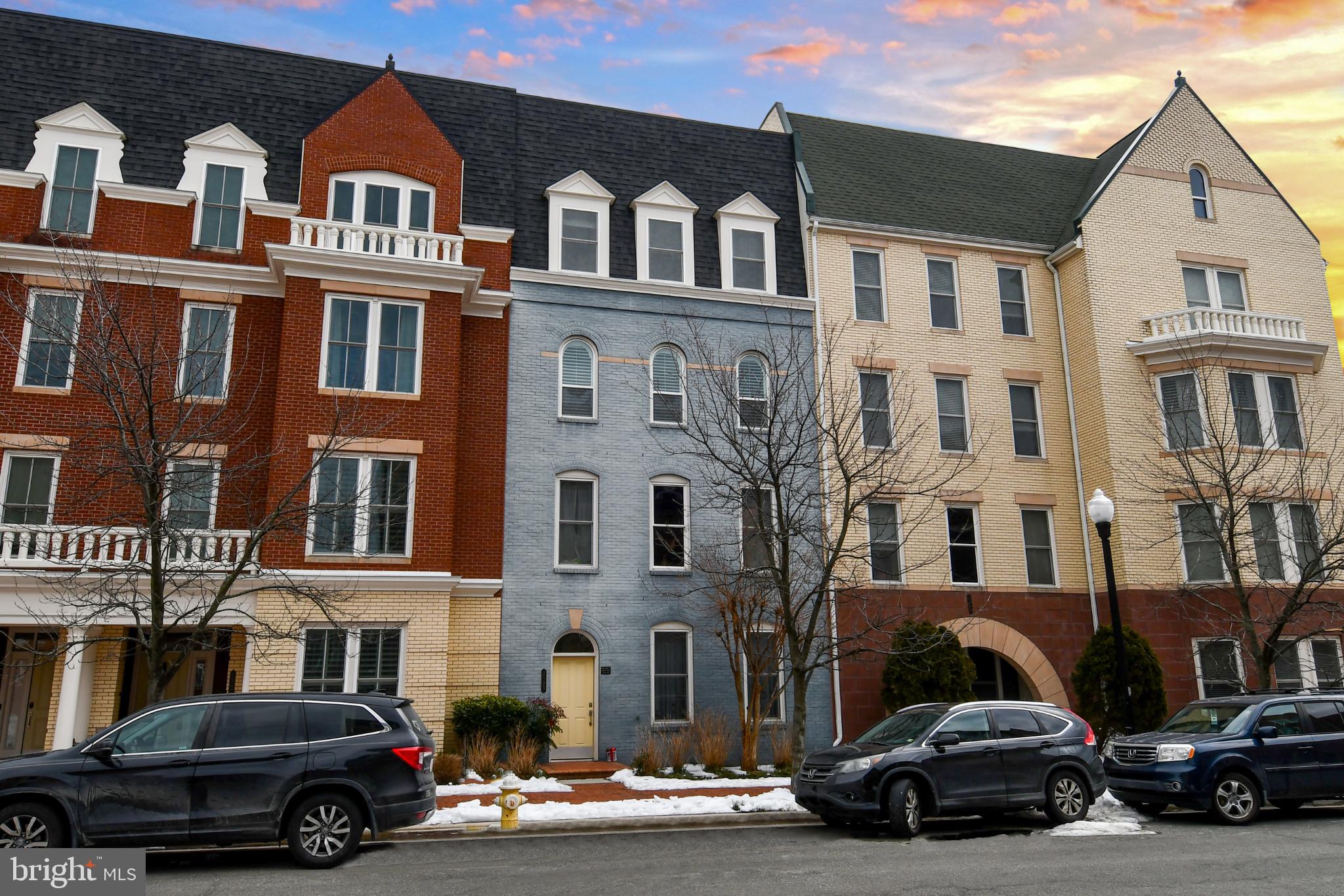 2305 MAIN LINE BOULEVARD 102