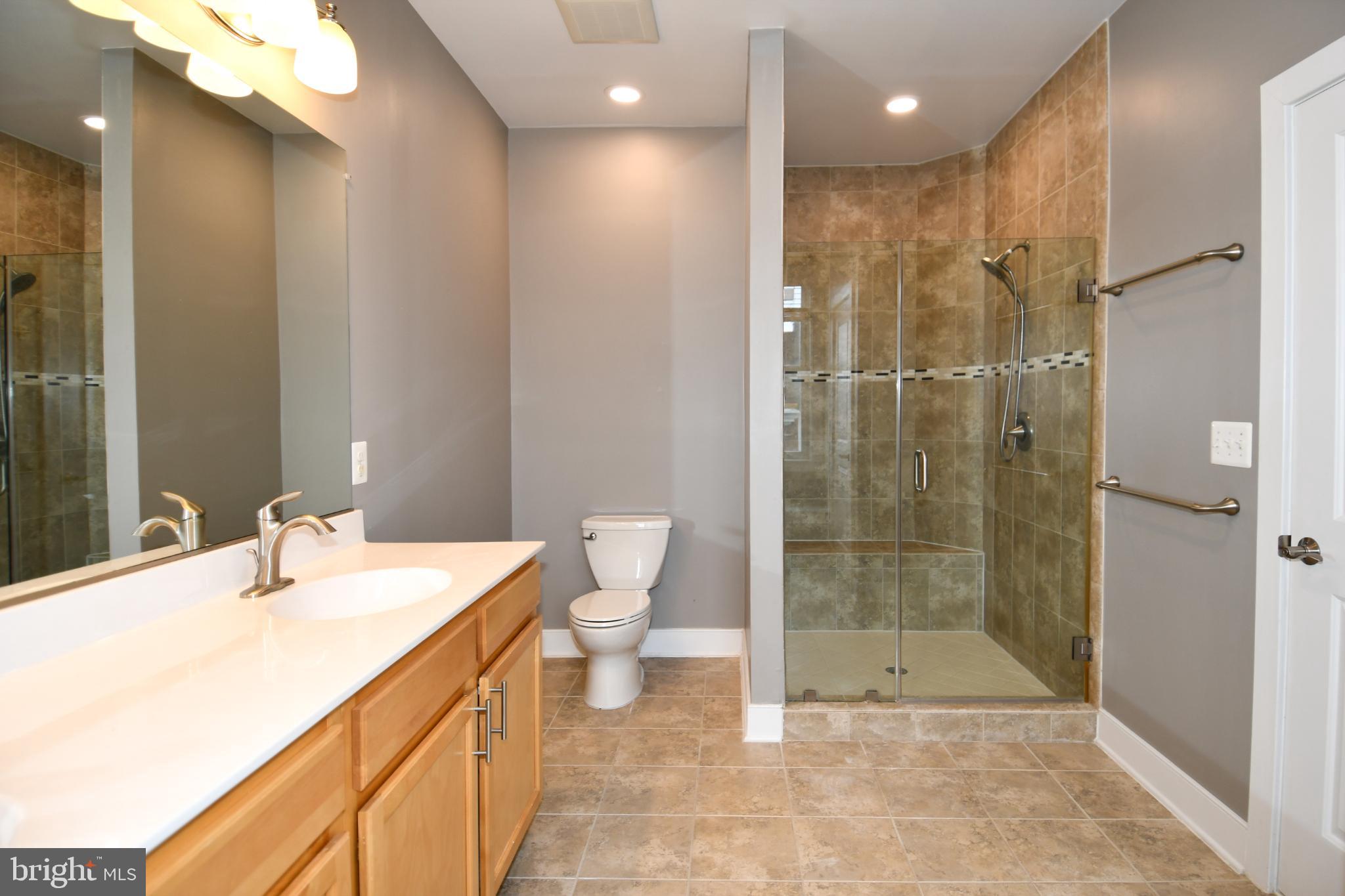 2305 MAIN LINE BOULEVARD 102