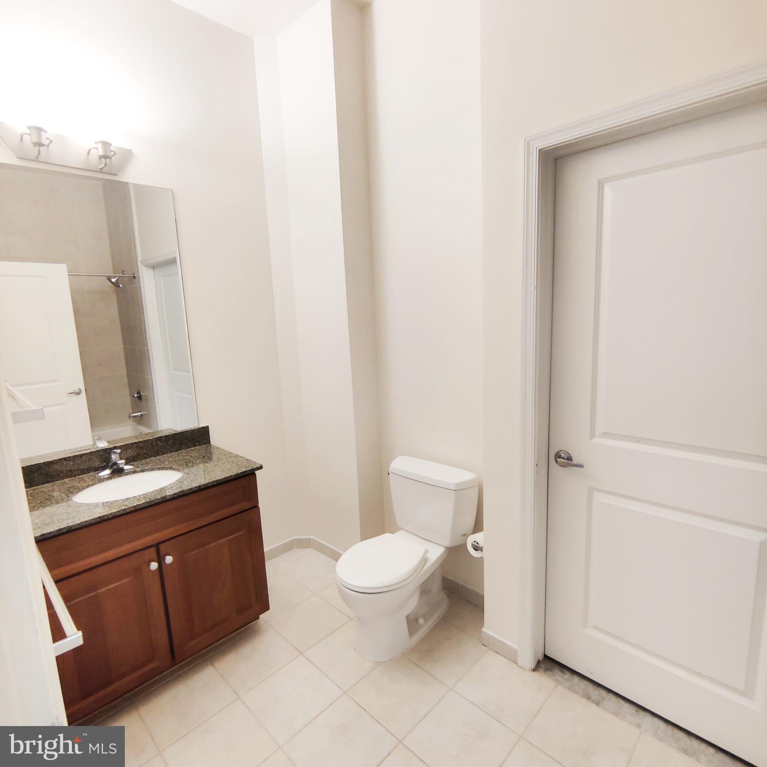 309 HOLLAND LANE 226