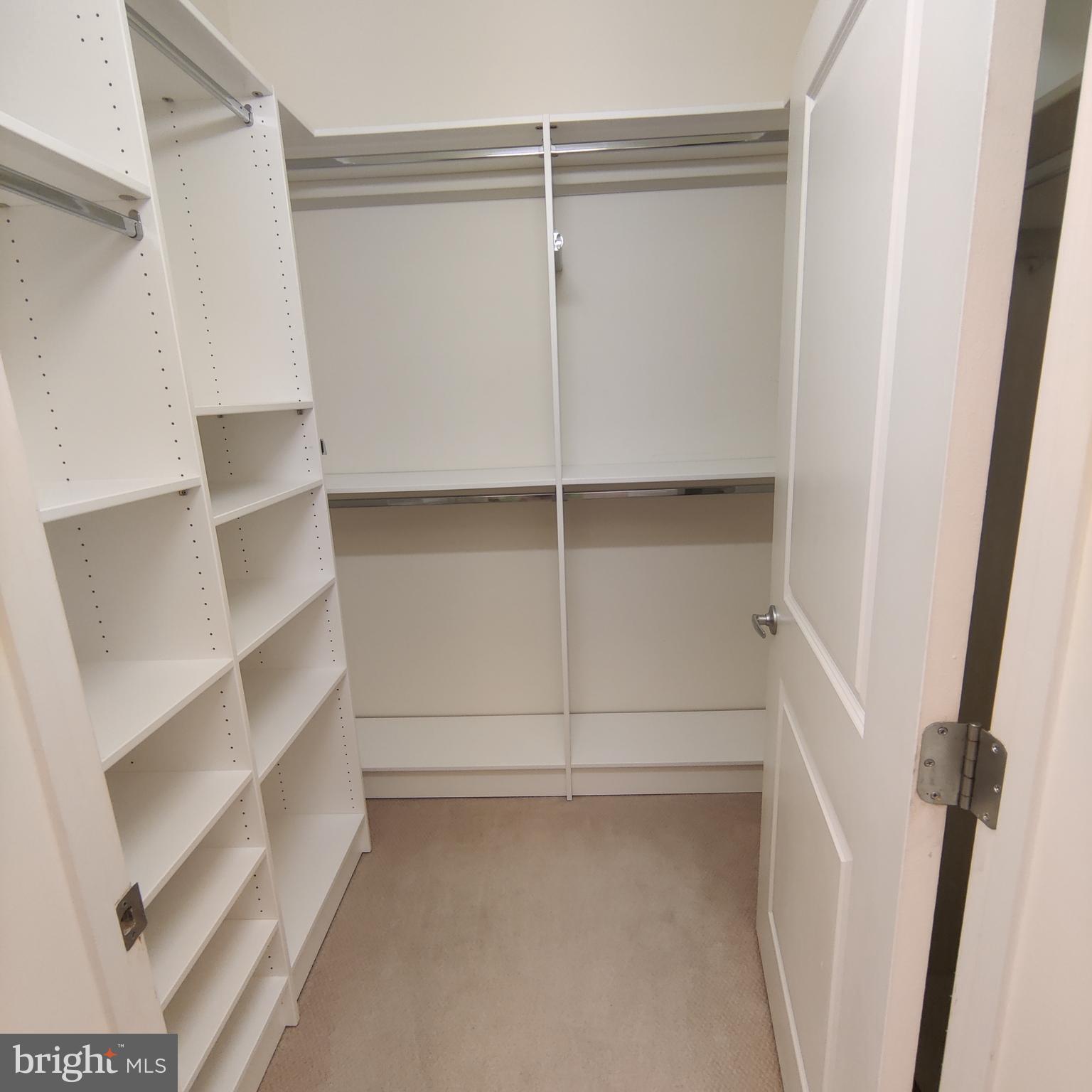 309 HOLLAND LANE 226