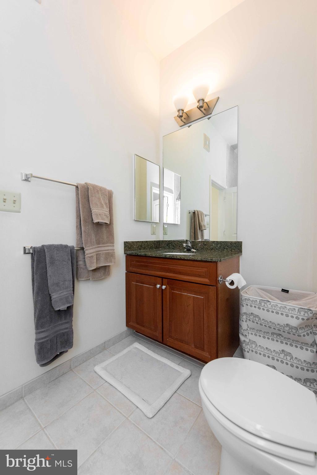 309 HOLLAND LANE 226