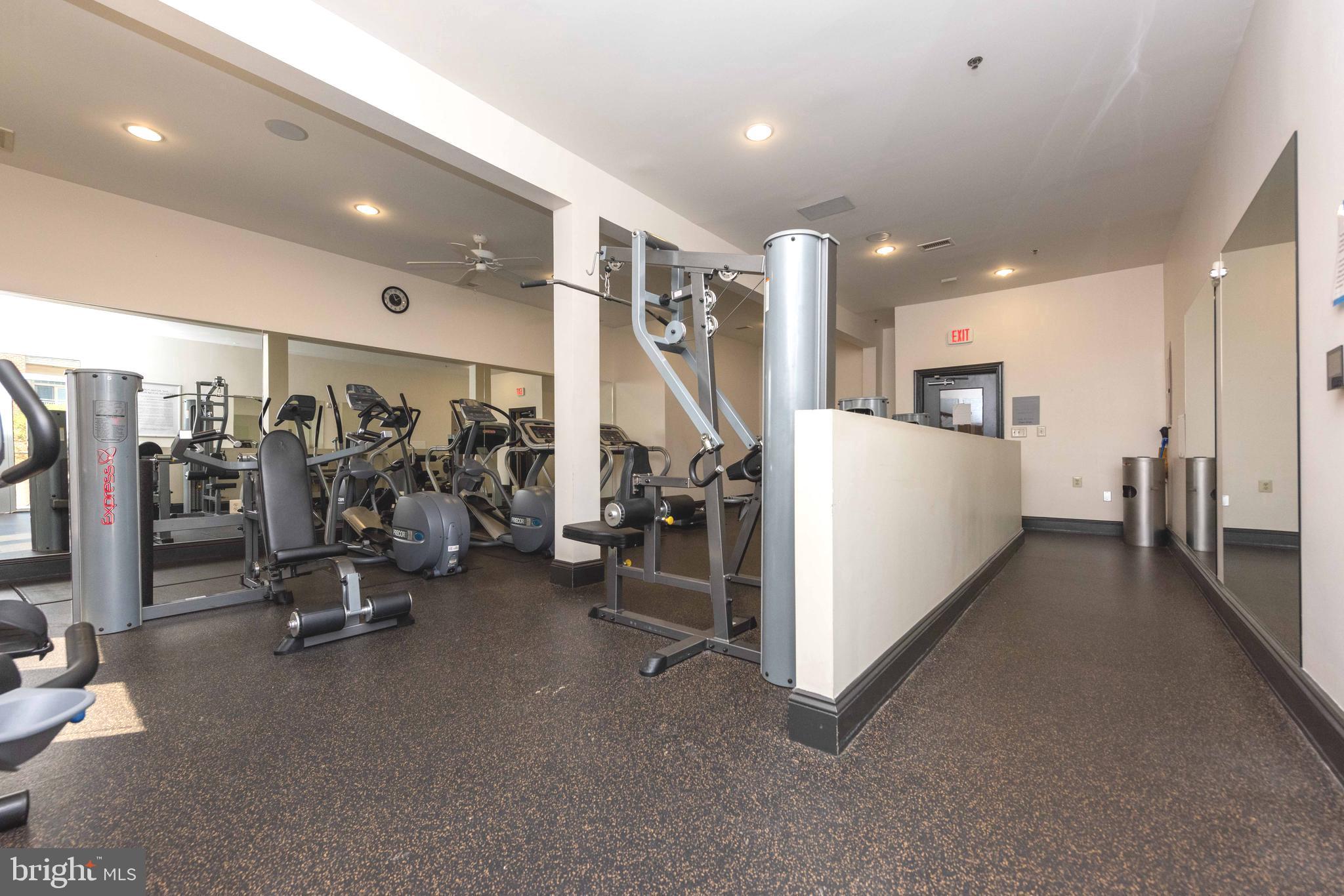 309 HOLLAND LANE 226