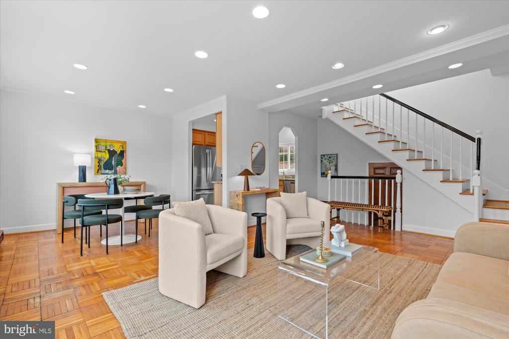 3206 GUNSTON ROAD