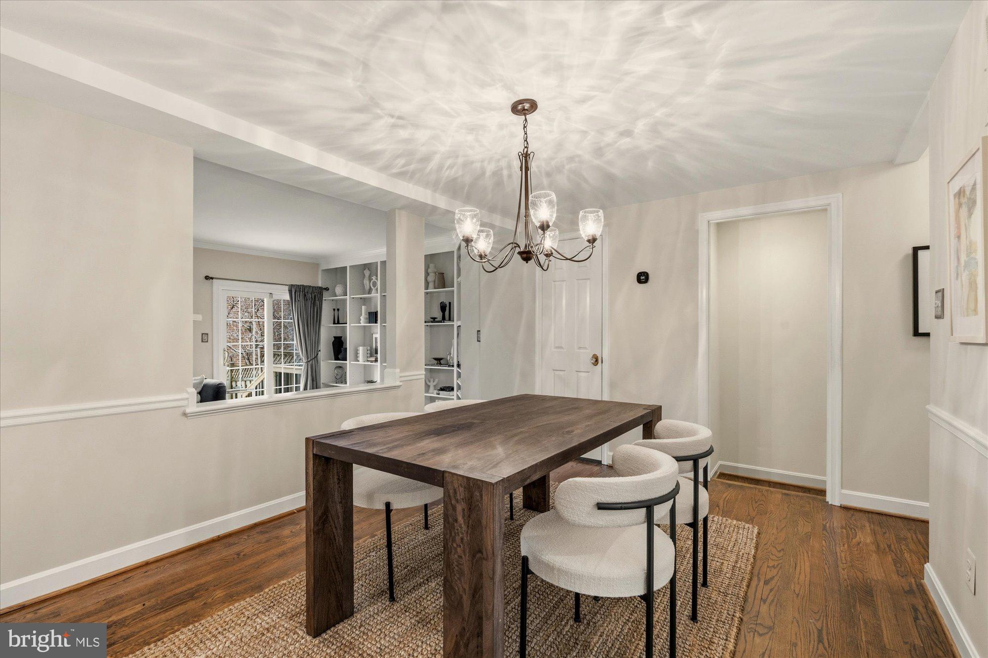 2305 COMMONWEALTH AVENUE