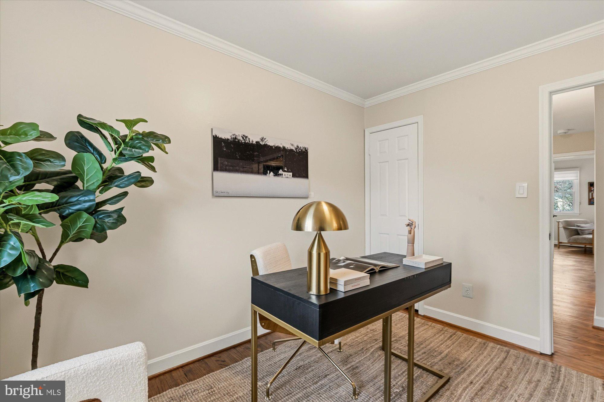 2305 COMMONWEALTH AVENUE