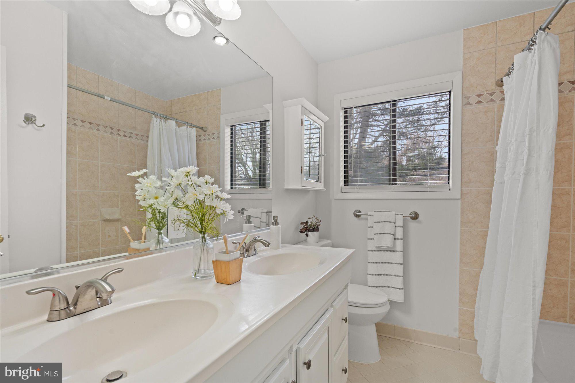 236 W TAYLOR RUN PARKWAY 3