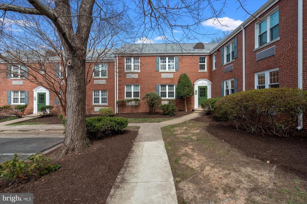 12 ASHBY STREET F