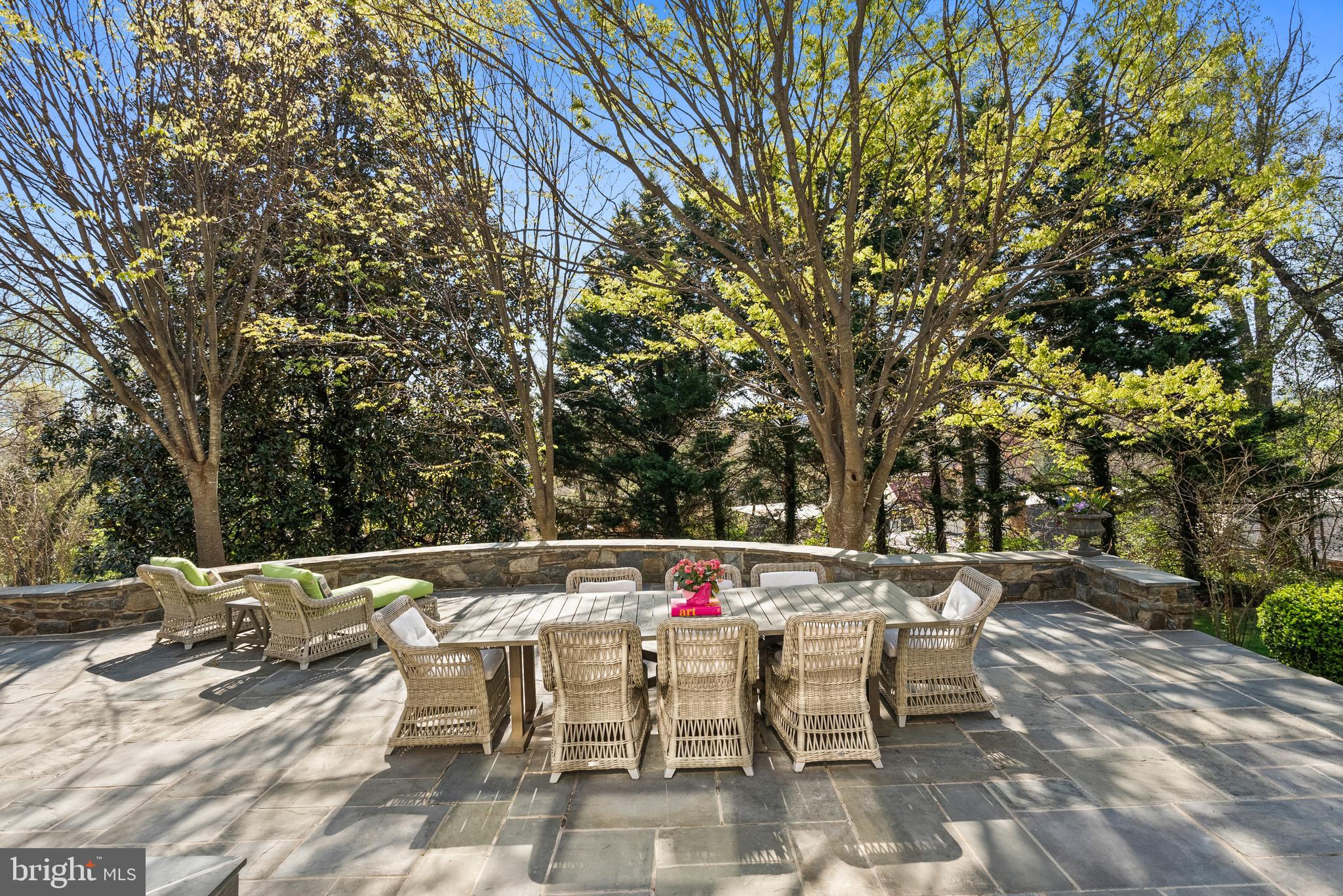 2307 RUSSELL ROAD