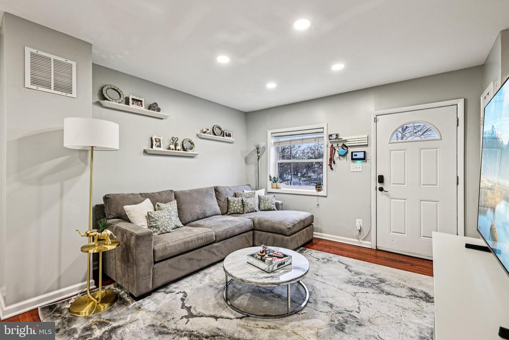 433 MOUNT VERNON AVENUE