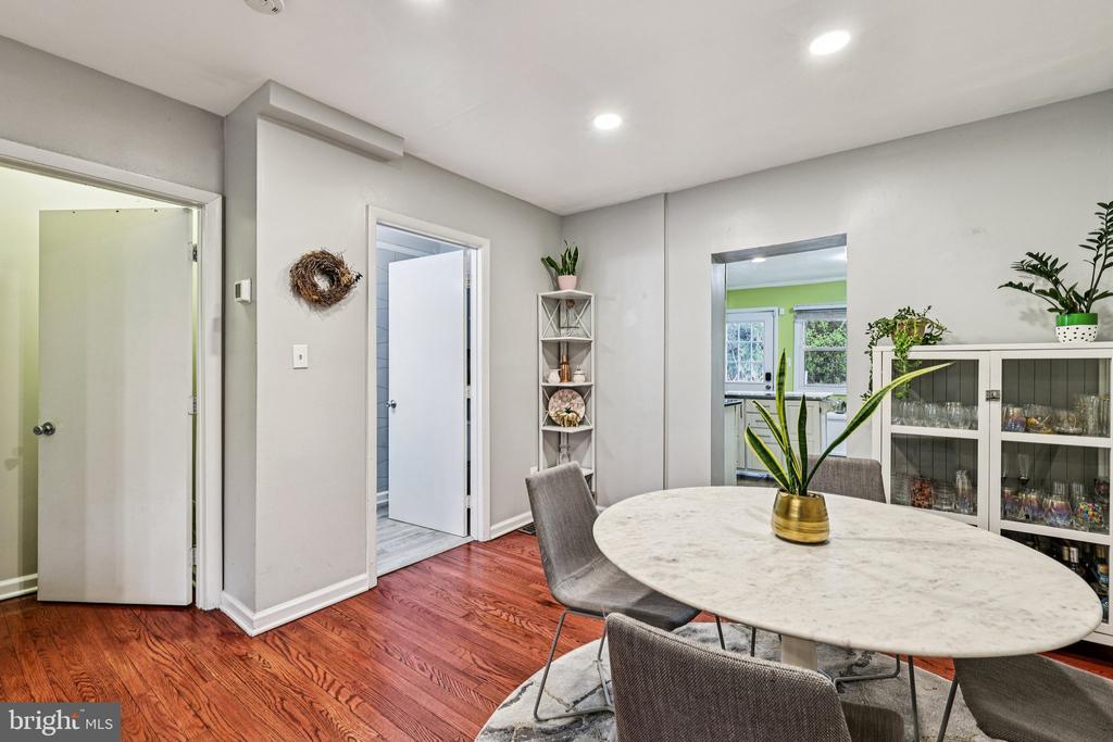 433 MOUNT VERNON AVENUE