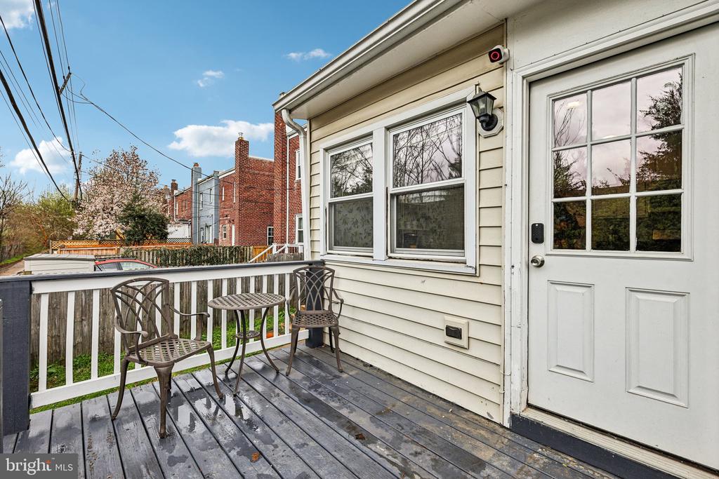 433 MOUNT VERNON AVENUE