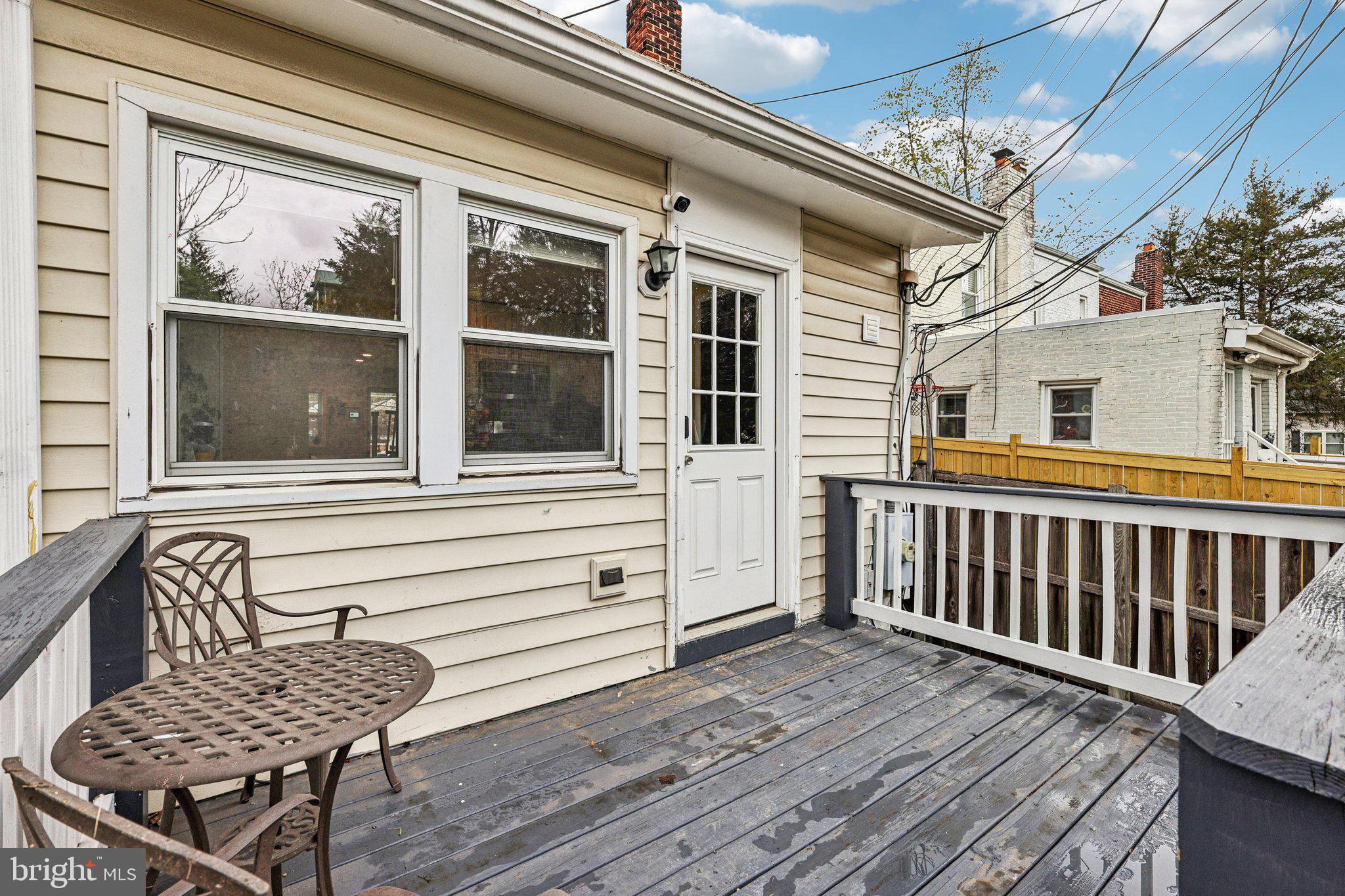 433 MOUNT VERNON AVENUE