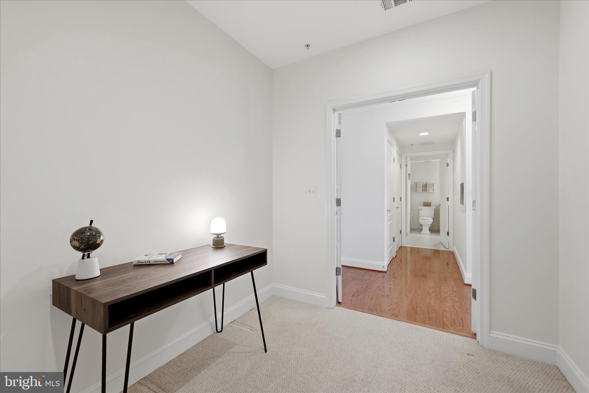 1115 CAMERON STREET 213