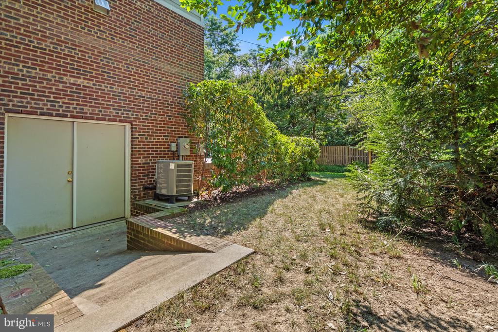 3610 NORRIS PLACE