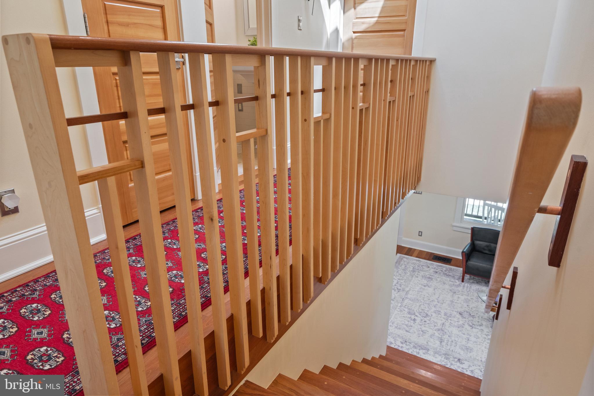 7 E WALNUT STREET