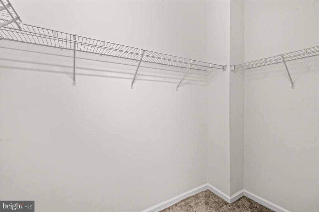 309 HOLLAND LANE 320