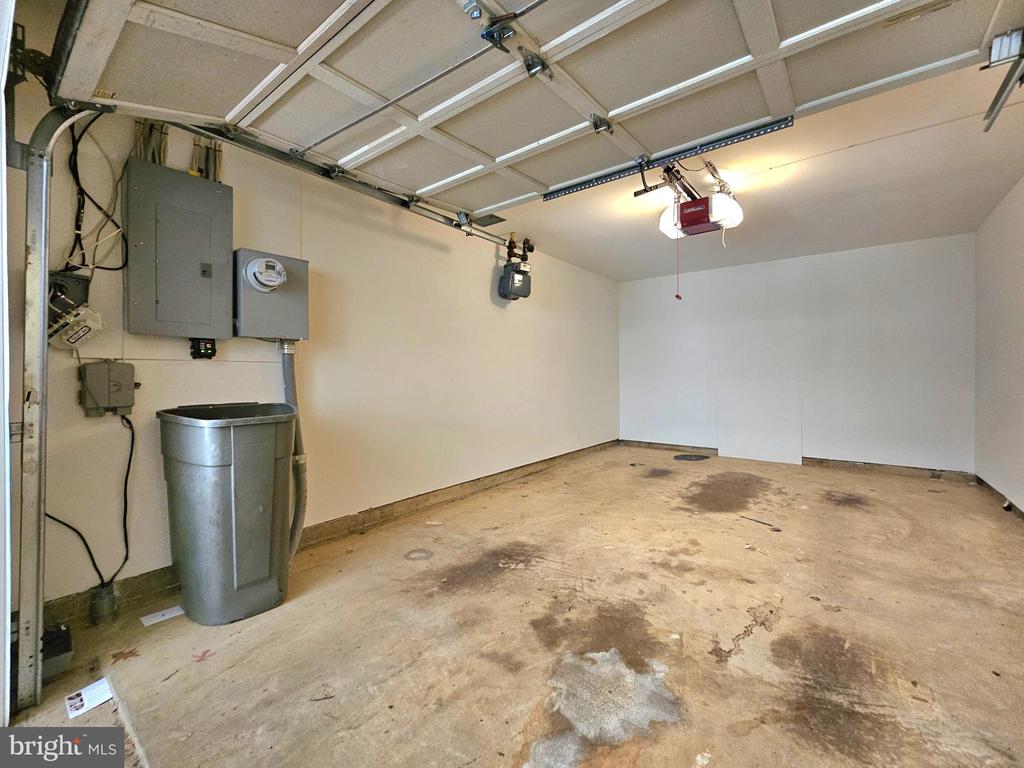 315 HEARTHSTONE MEWS