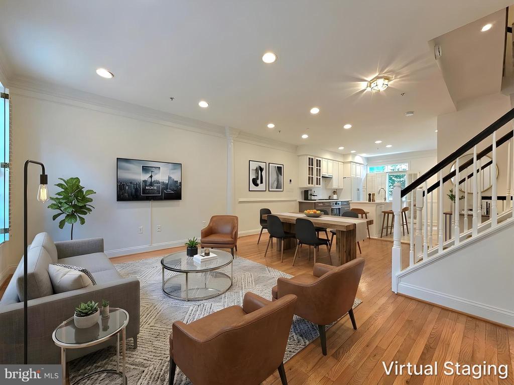 315 HEARTHSTONE MEWS