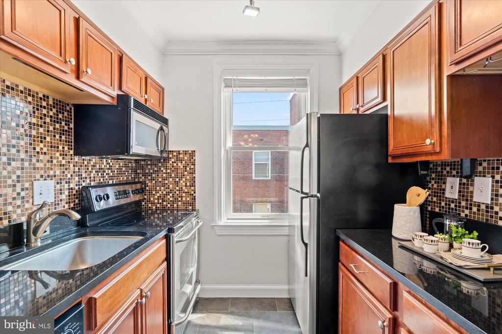 719 S SAINT ASAPH STREET 307