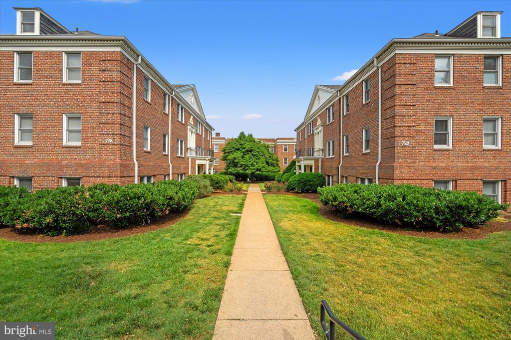 719 S SAINT ASAPH STREET 307