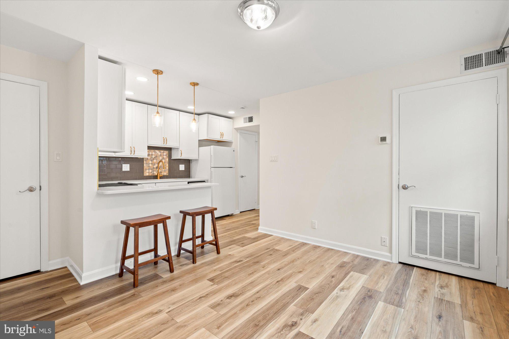 307 E DUNCAN AVENUE A