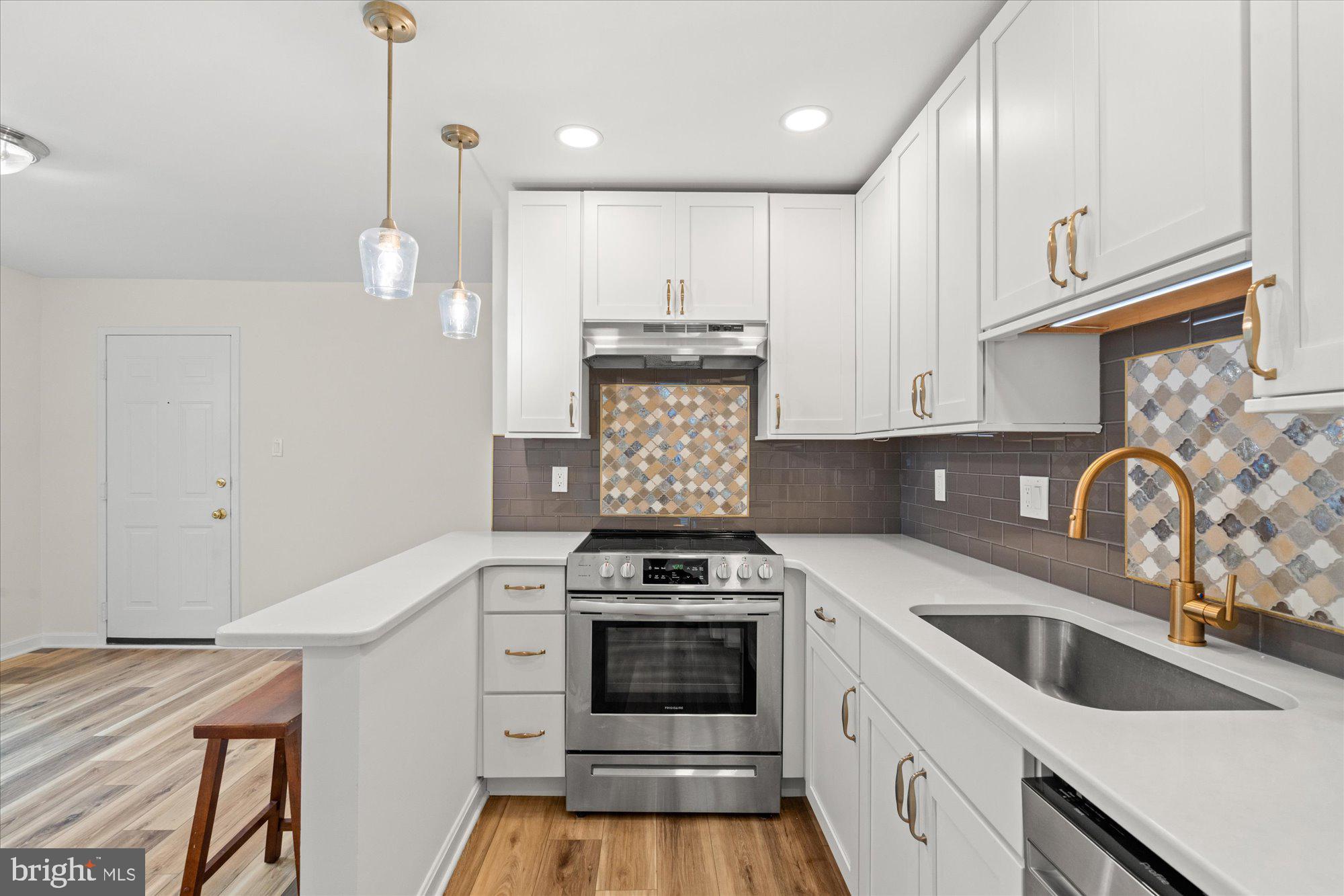 307 E DUNCAN AVENUE A