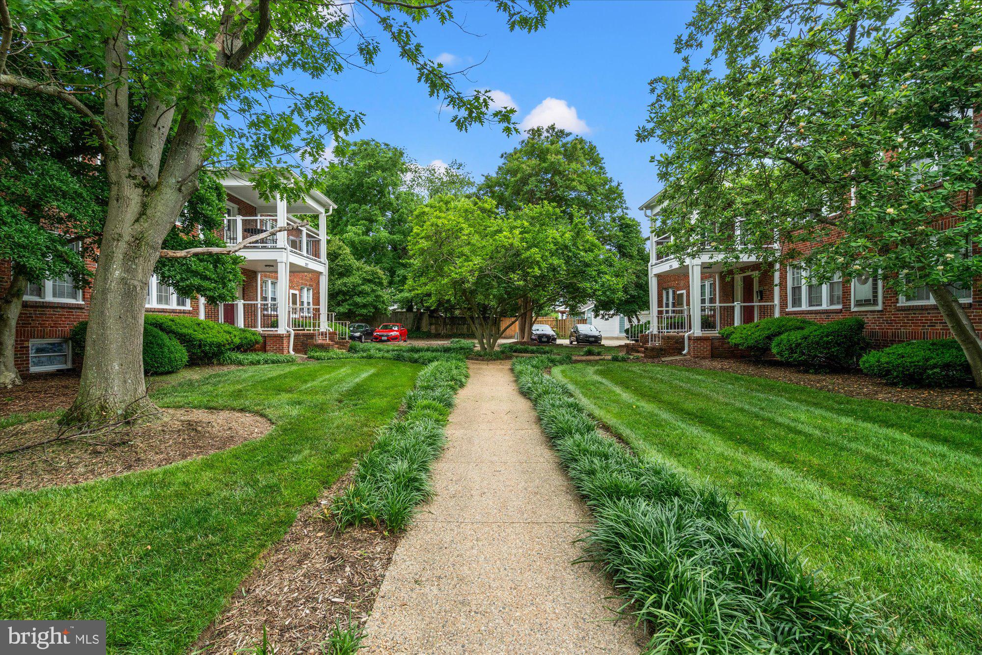 307 E DUNCAN AVENUE A