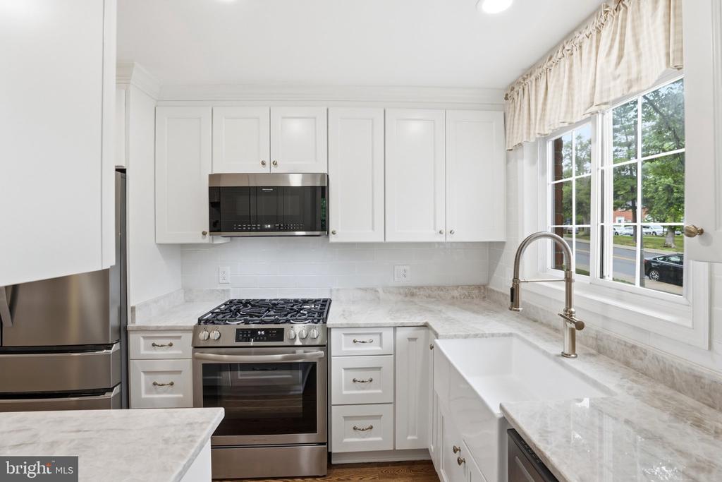 3128 MARTHA CUSTIS DRIVE