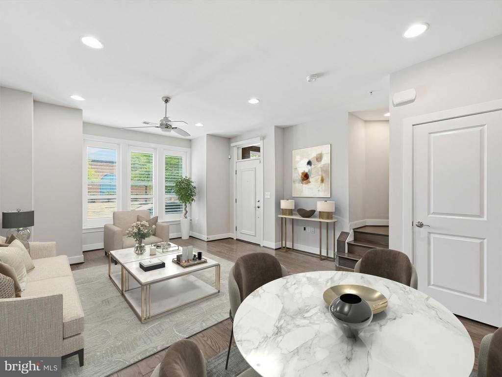 1912 POTOMAC AVENUE Unit: 101