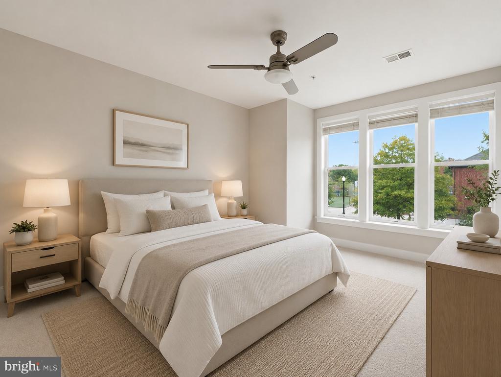 1912 POTOMAC AVENUE Unit: 101