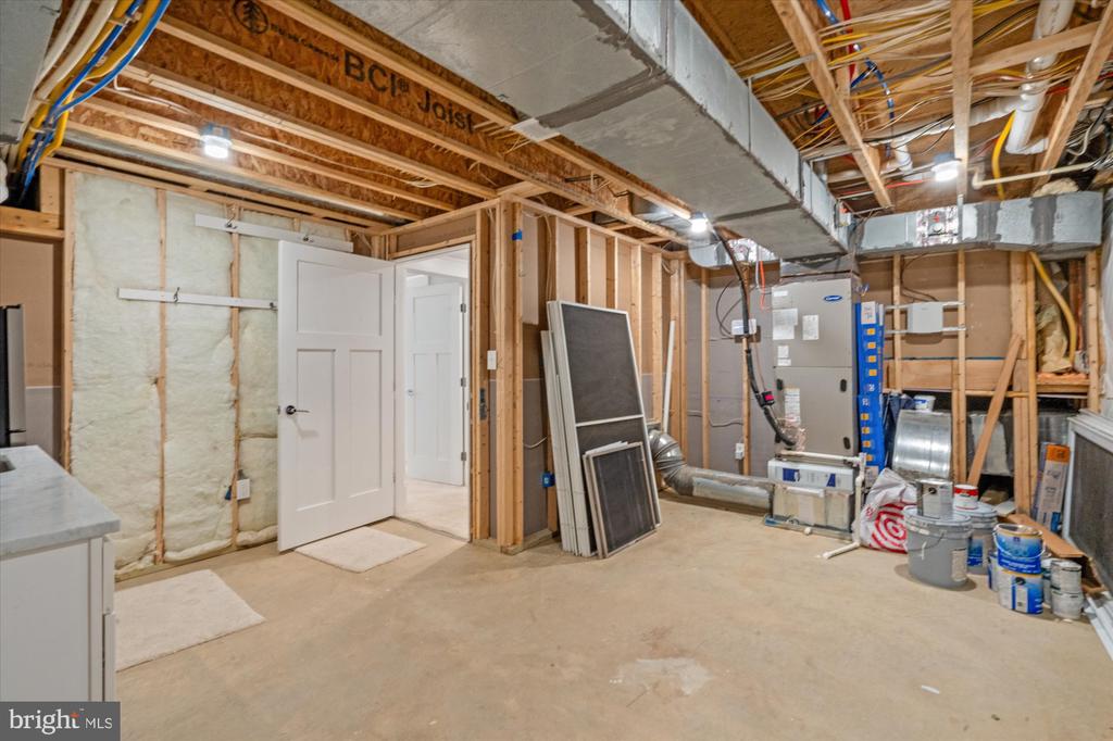 508 E CUSTIS AVENUE