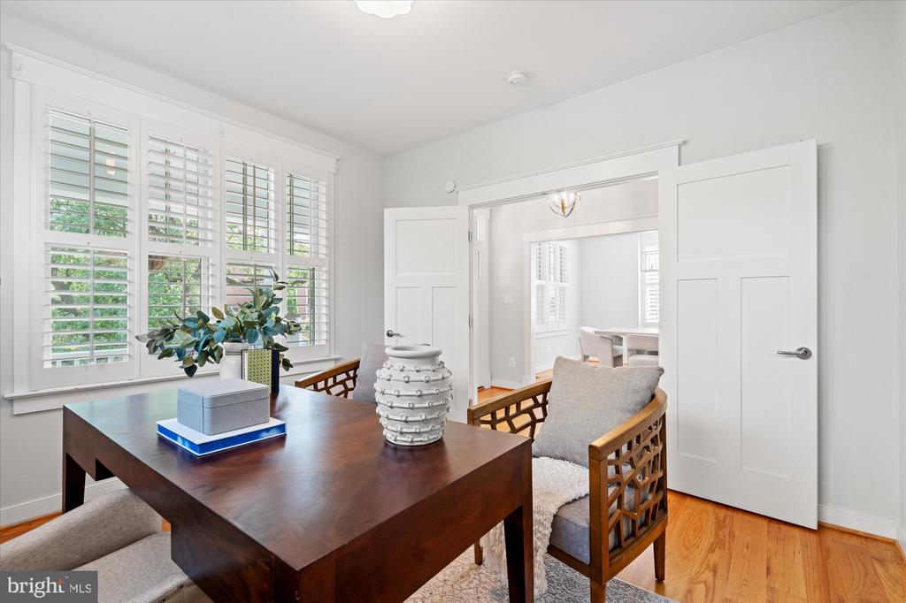 508 E CUSTIS AVENUE