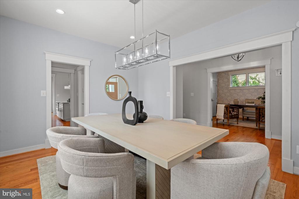 508 E CUSTIS AVENUE