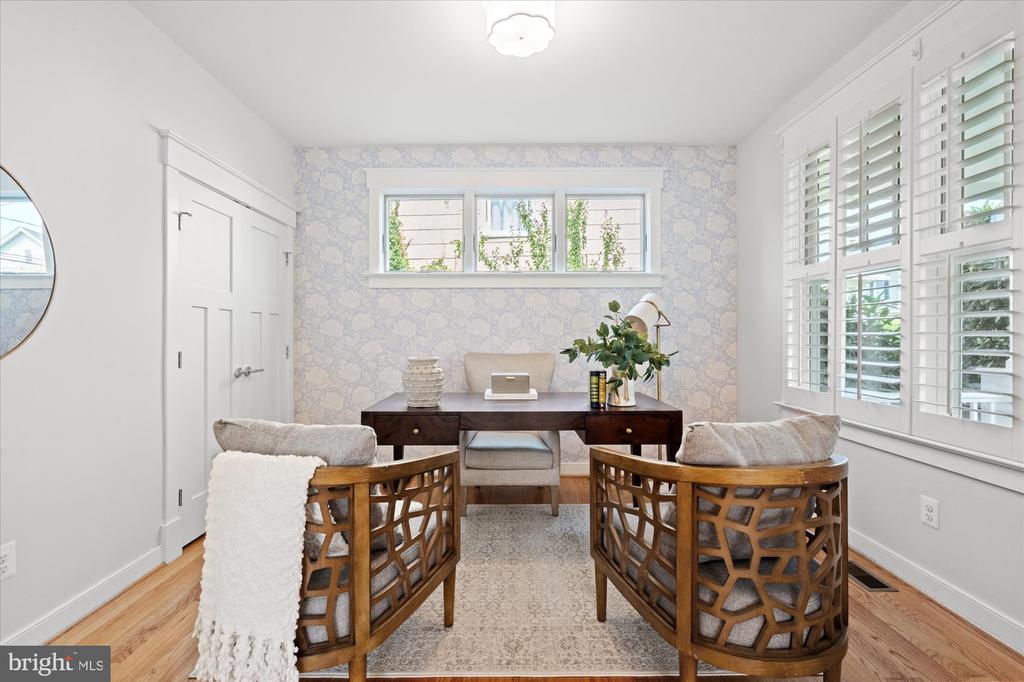 508 E CUSTIS AVENUE