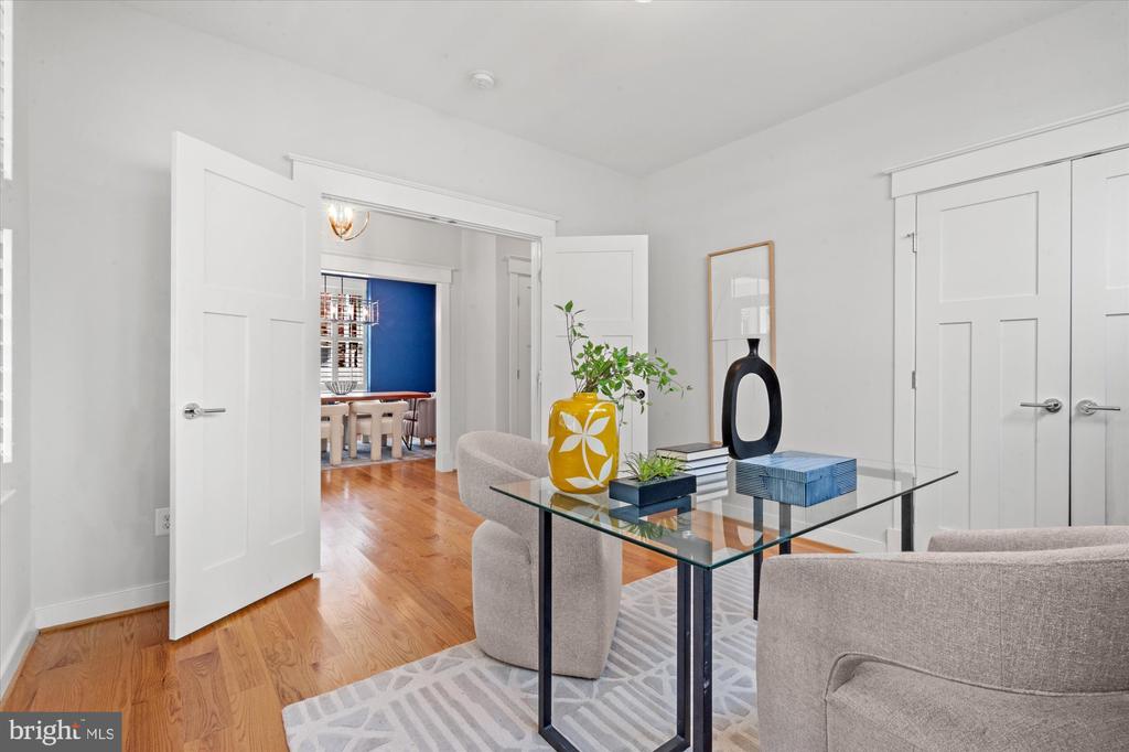 508 E CUSTIS AVENUE