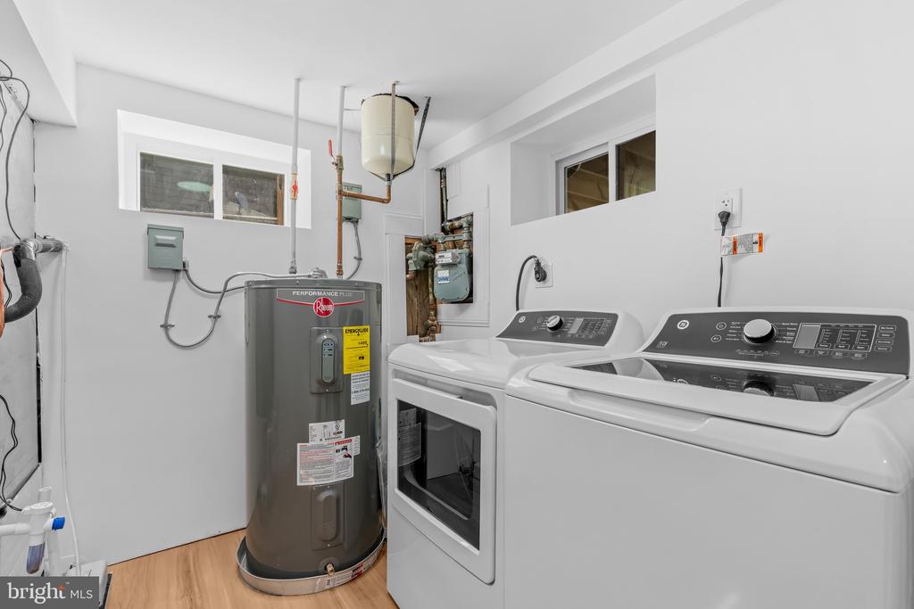 315 E RAYMOND AVENUE Unit: A
