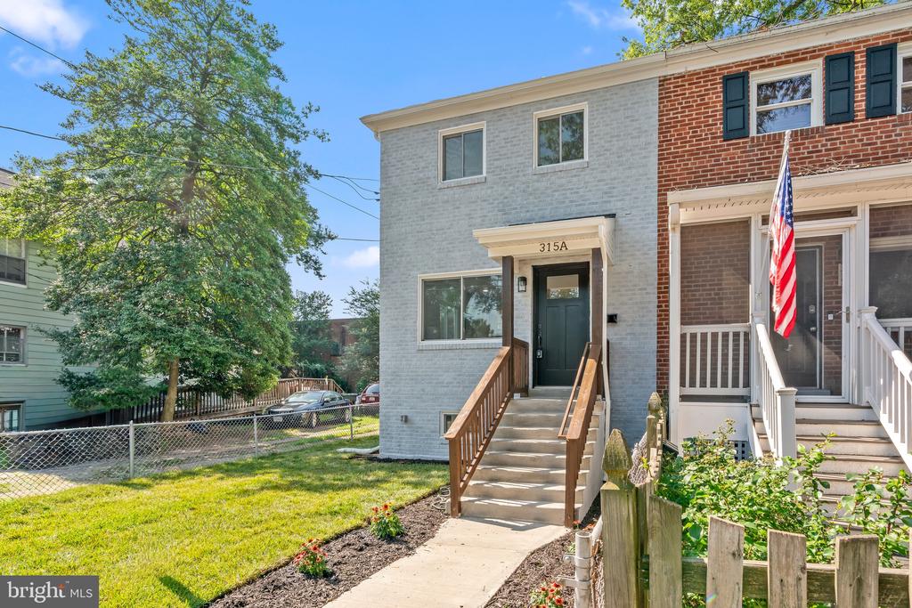 315 E RAYMOND AVENUE Unit: A