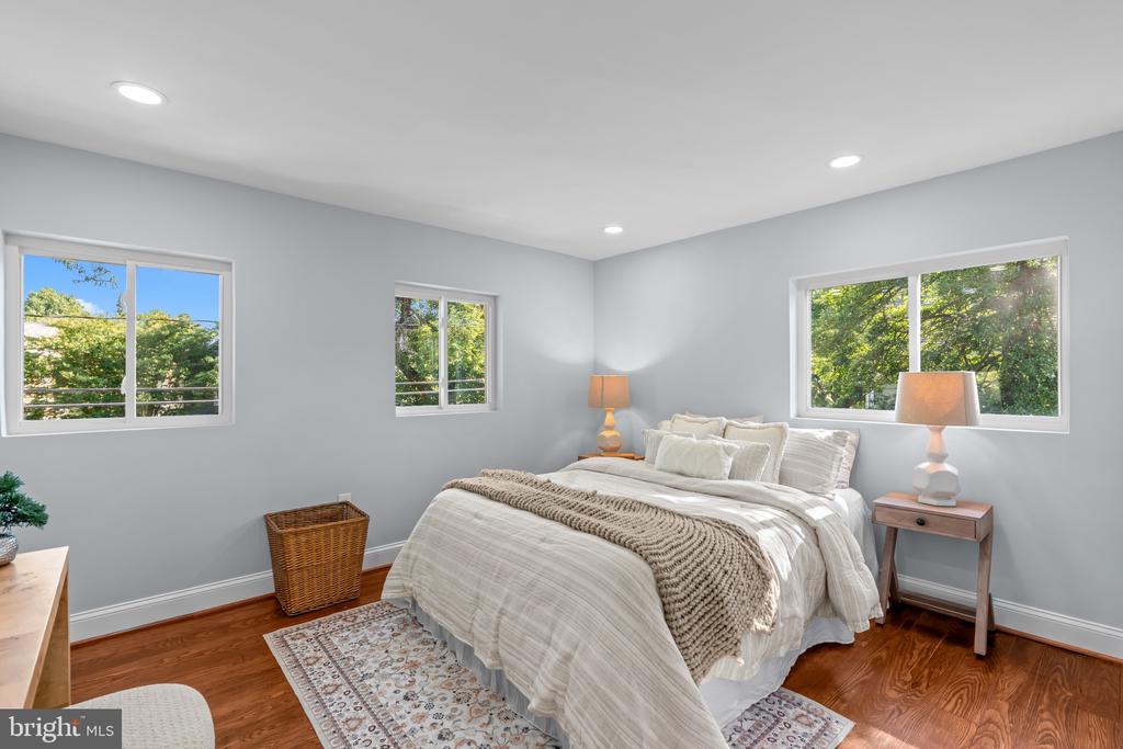 315 E RAYMOND AVENUE Unit: A
