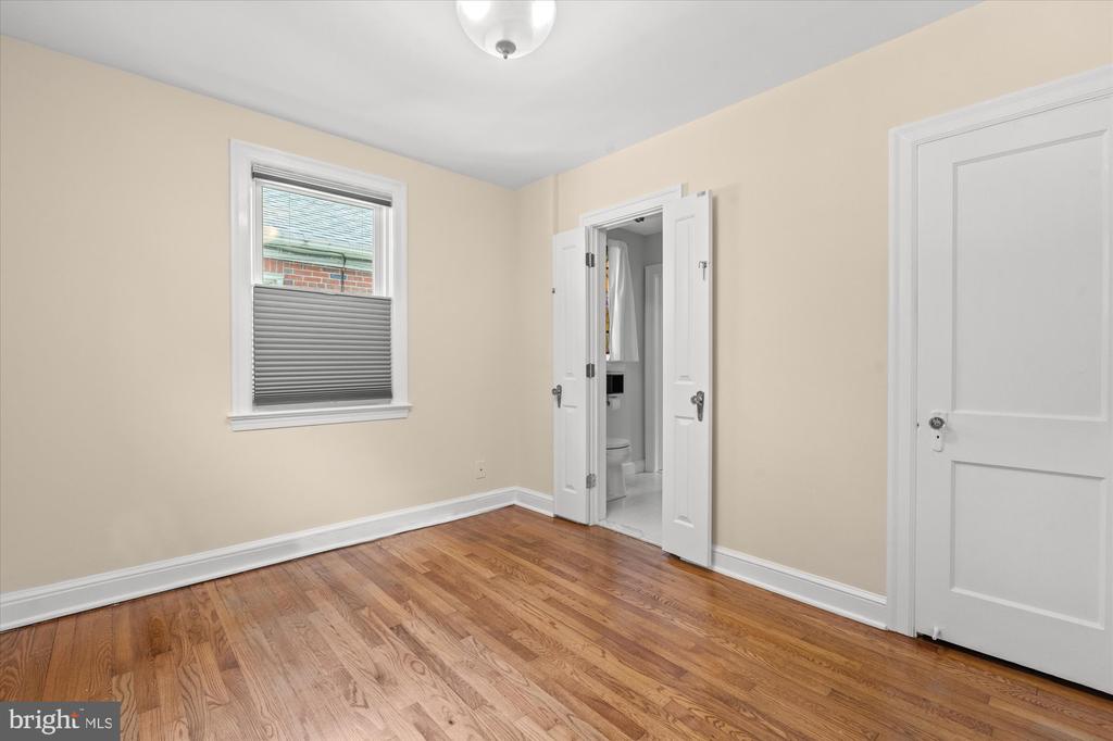 16 E BRADDOCK ROAD