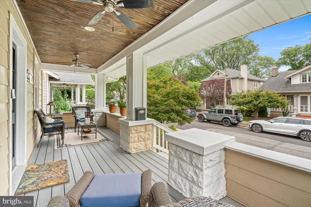 16 E WALNUT STREET E