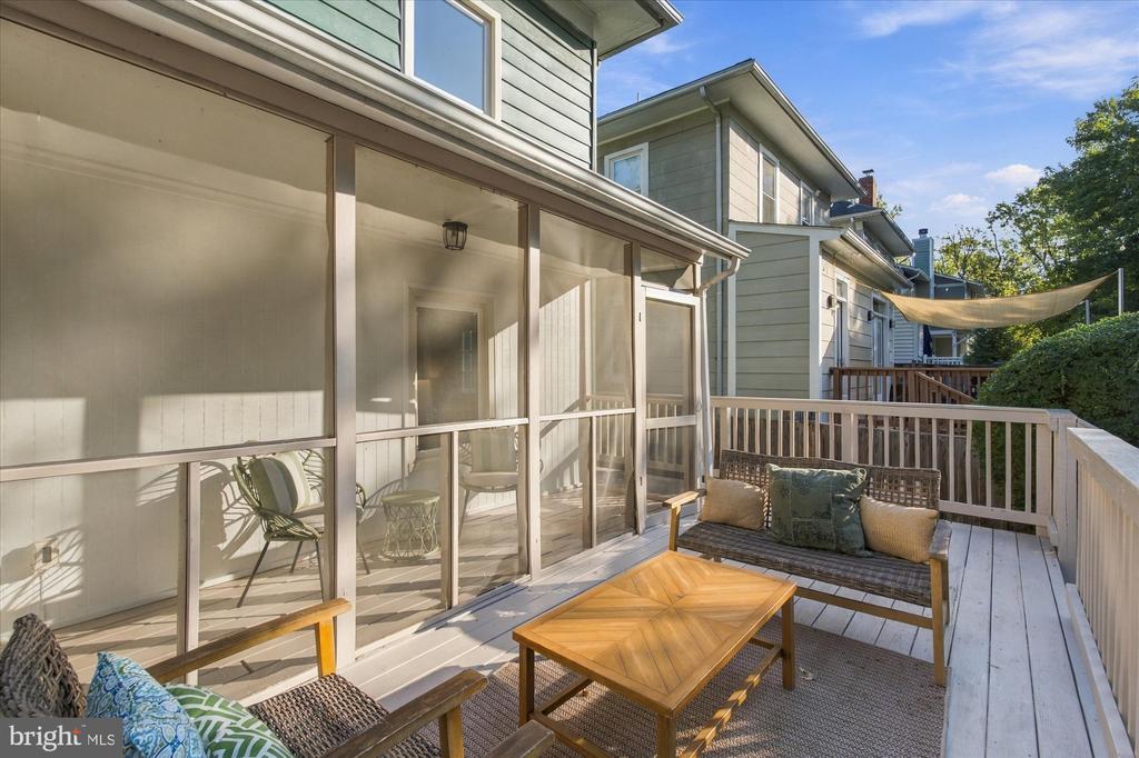 117 CLIFFORD AVENUE