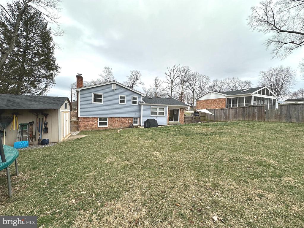 9902 Colony Rd