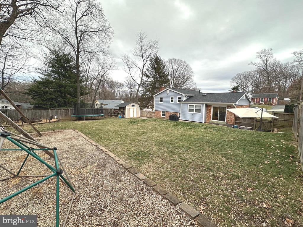 9902 Colony Rd