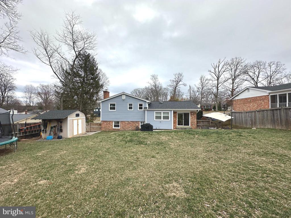 9902 Colony Rd