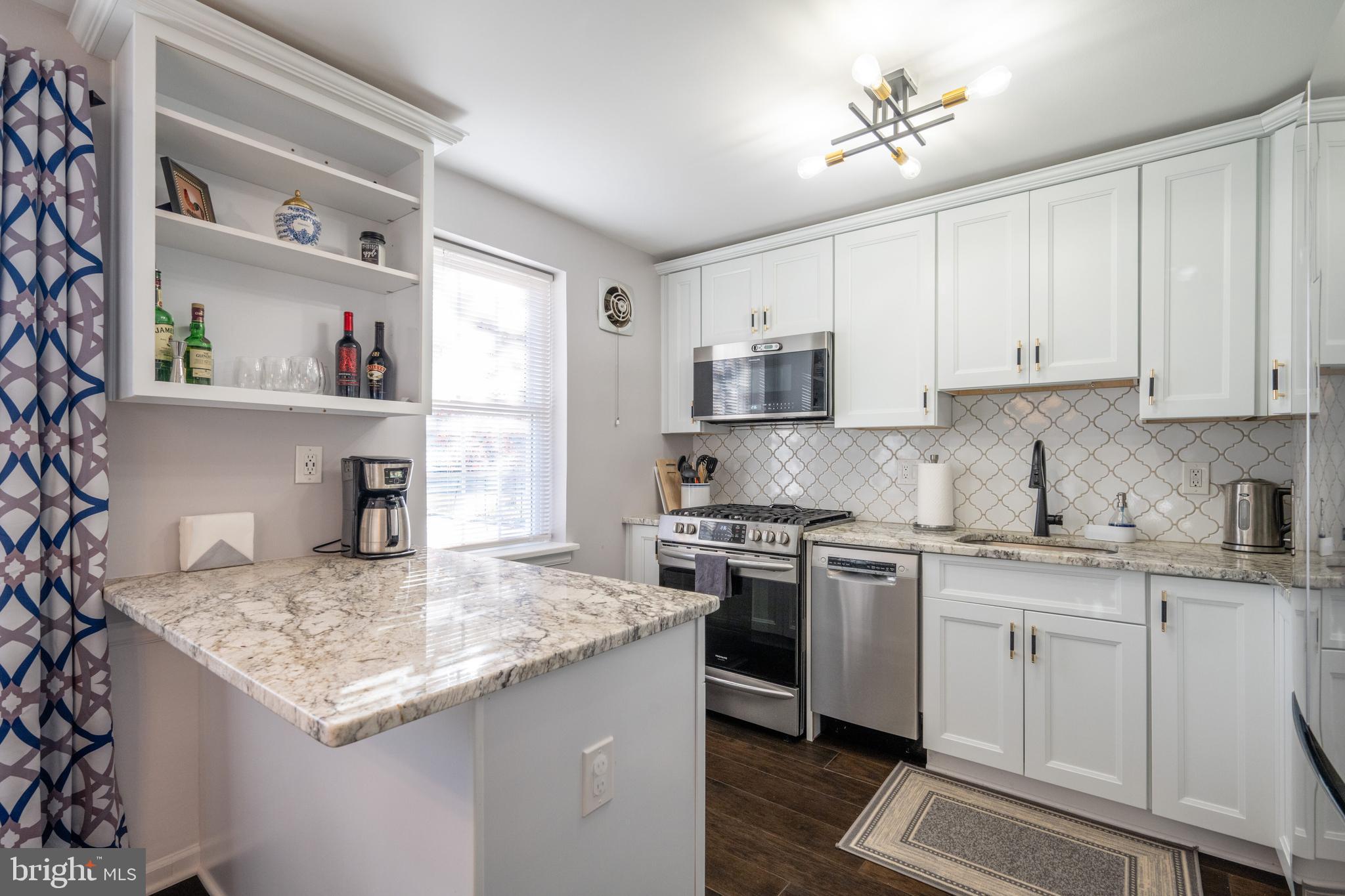 6626 Potomac AVENUE Unit: A1
